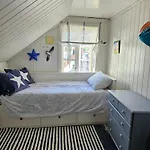 Hébergement de vacances Sentralt I Terrasse Med Fjordutsikt