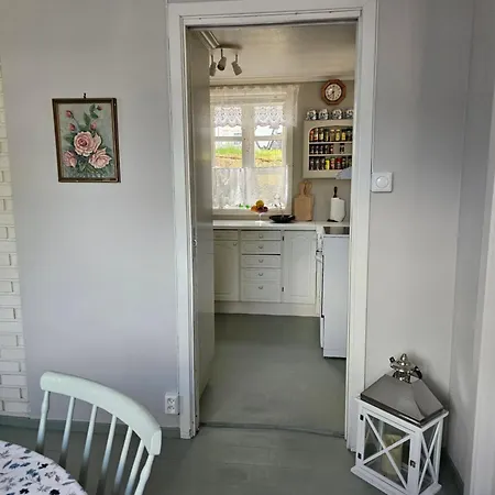 Sentralt I Terrasse Med Fjordutsikt Sogndal
