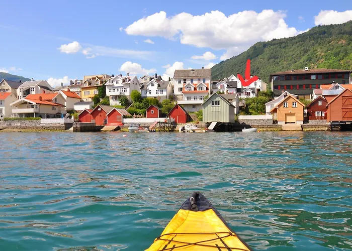 Sentralt I Terrasse Med Fjordutsikt Casa vacanze Sogndal