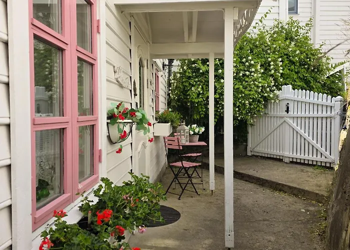 Дом отдыха Sentralt I Terrasse Med Fjordutsikt